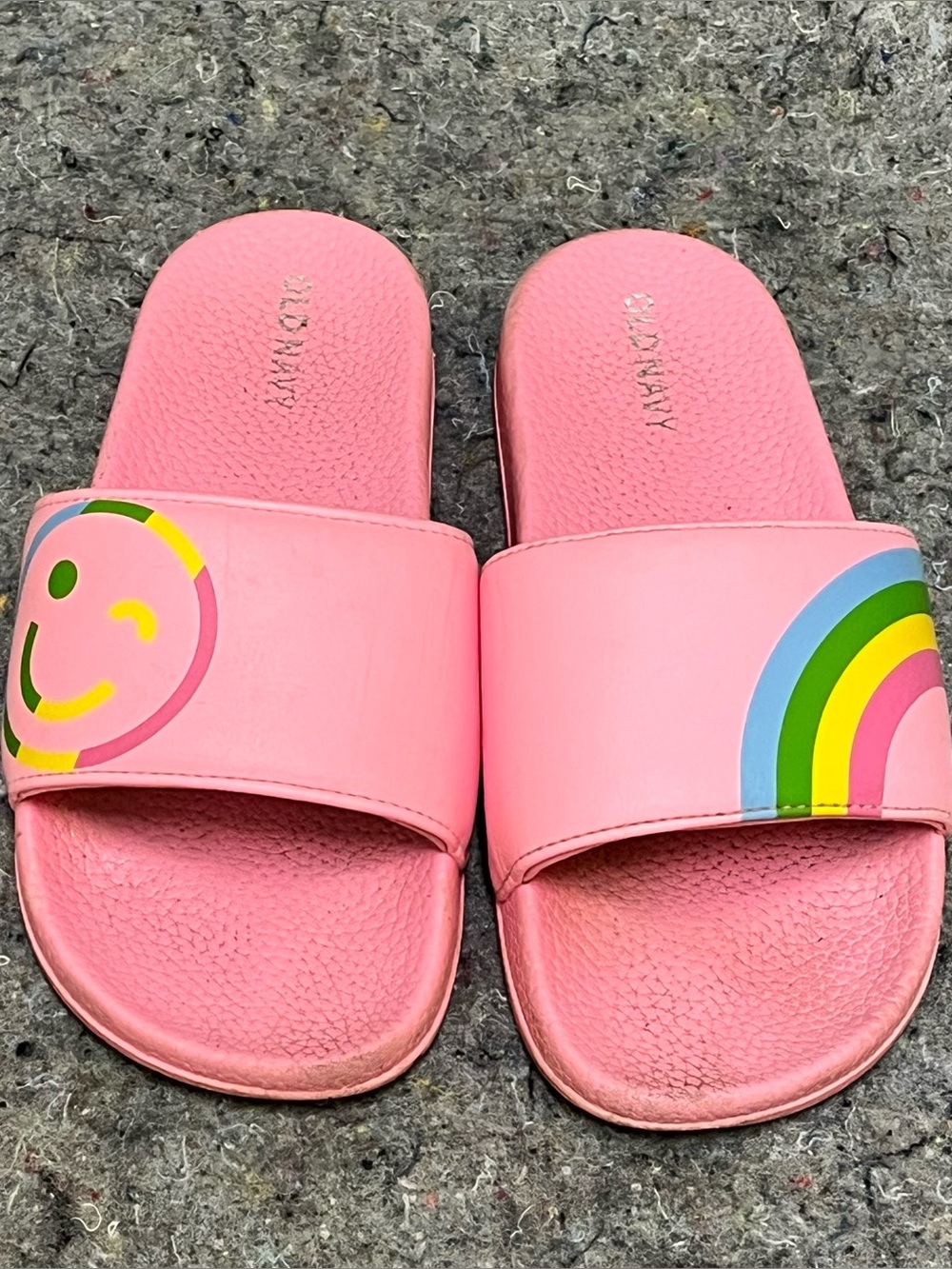Old Navy Girls Pool Slide Pink Edge Neon Poly 1-2 M Sandal Smiley Rainbow Beach